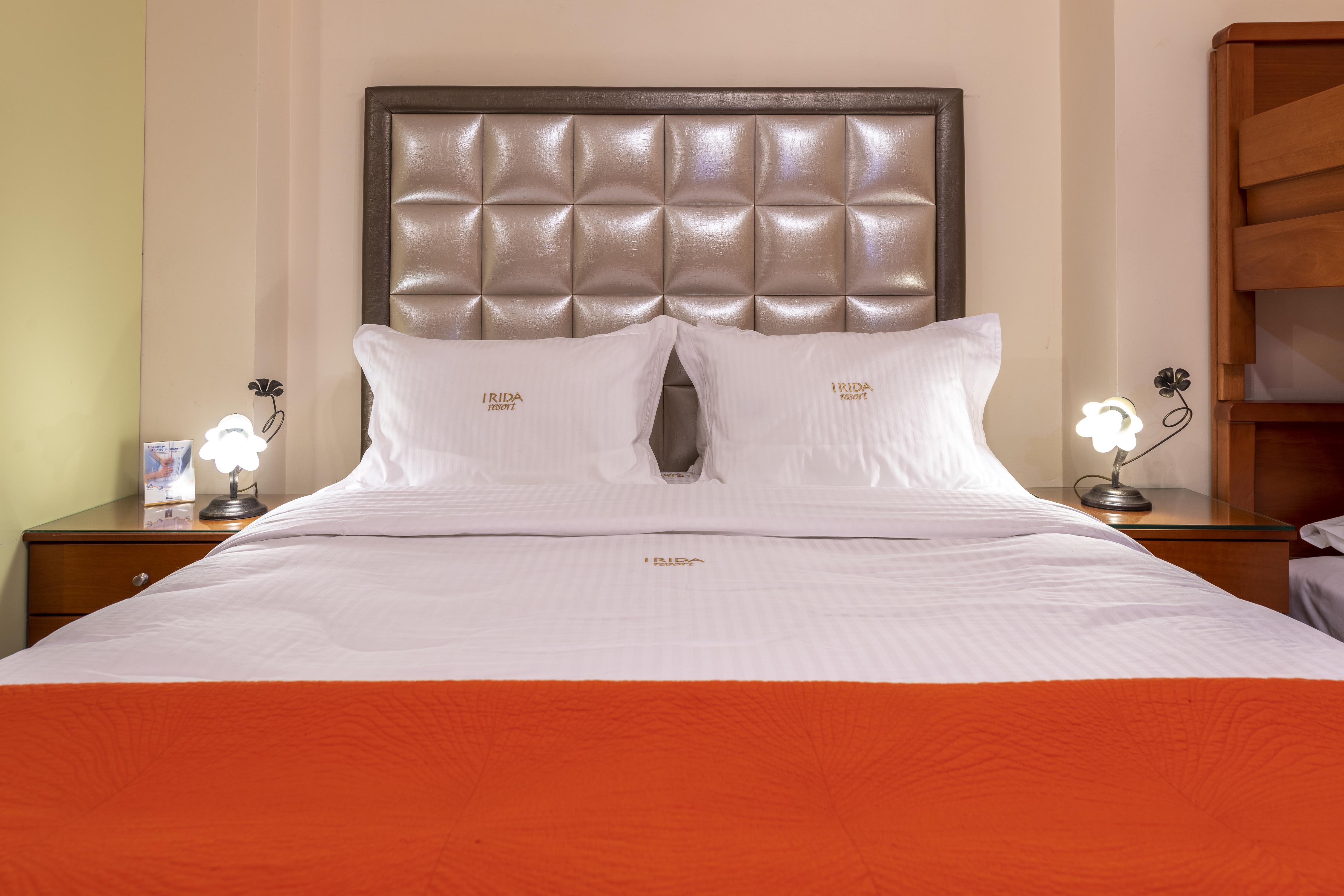 Irida Beach Resort Suites Kyparissia Exterior foto