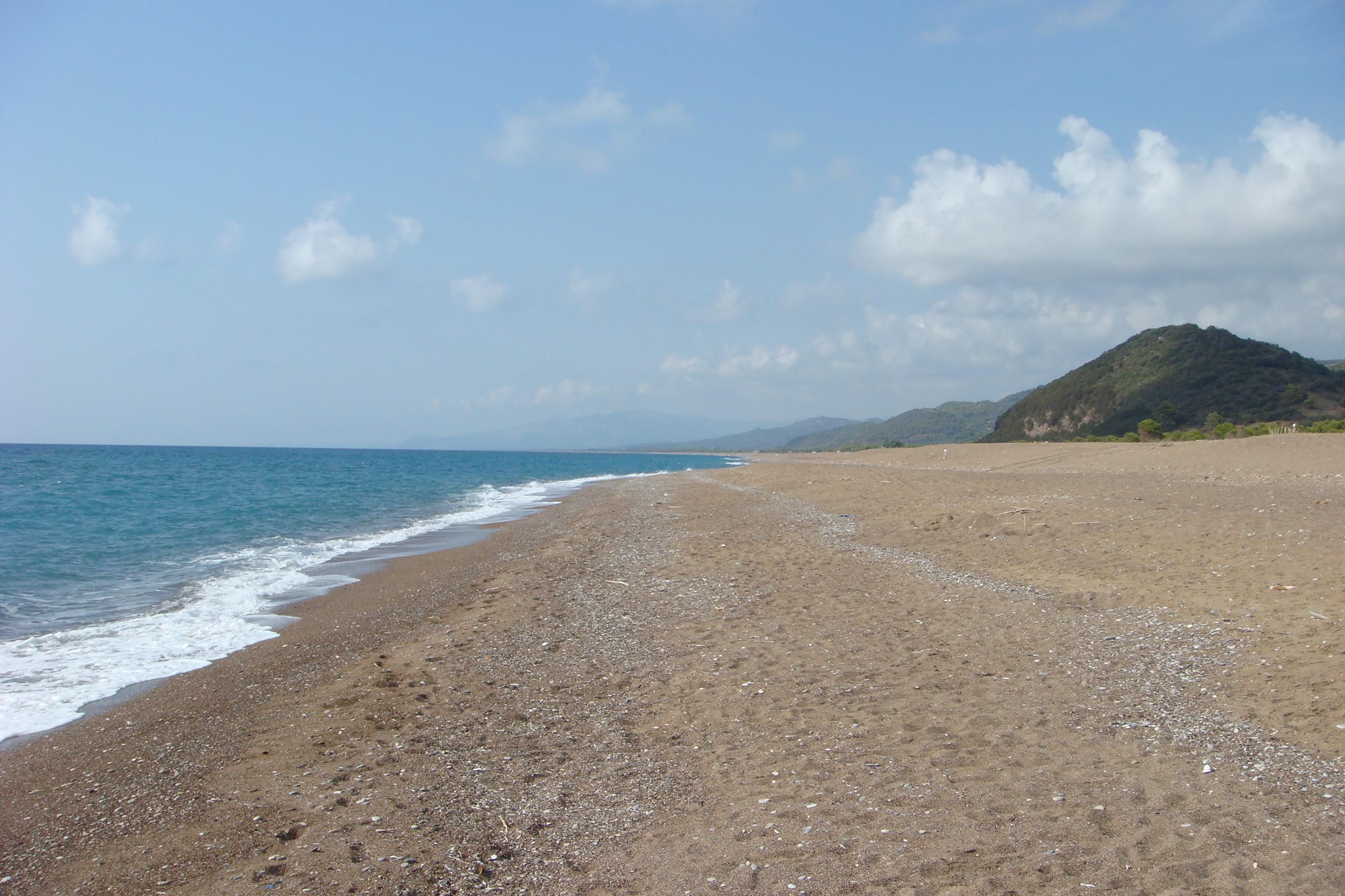 Irida Beach Resort Suites Kyparissia Exterior foto