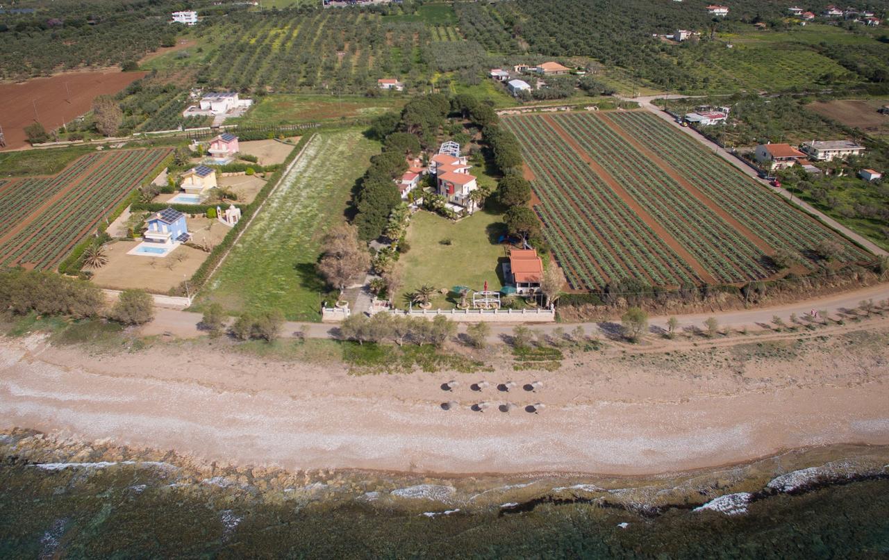 Irida Beach Resort Suites Kyparissia Exterior foto