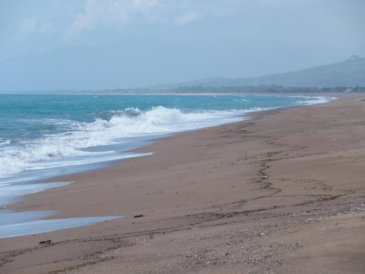 Irida Beach Resort Suites Kyparissia Exterior foto